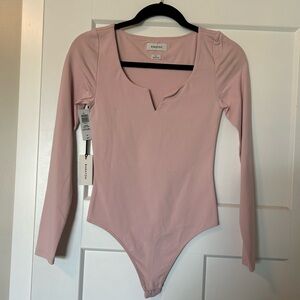 NWT Aritzia Babaton Bodysuit Small